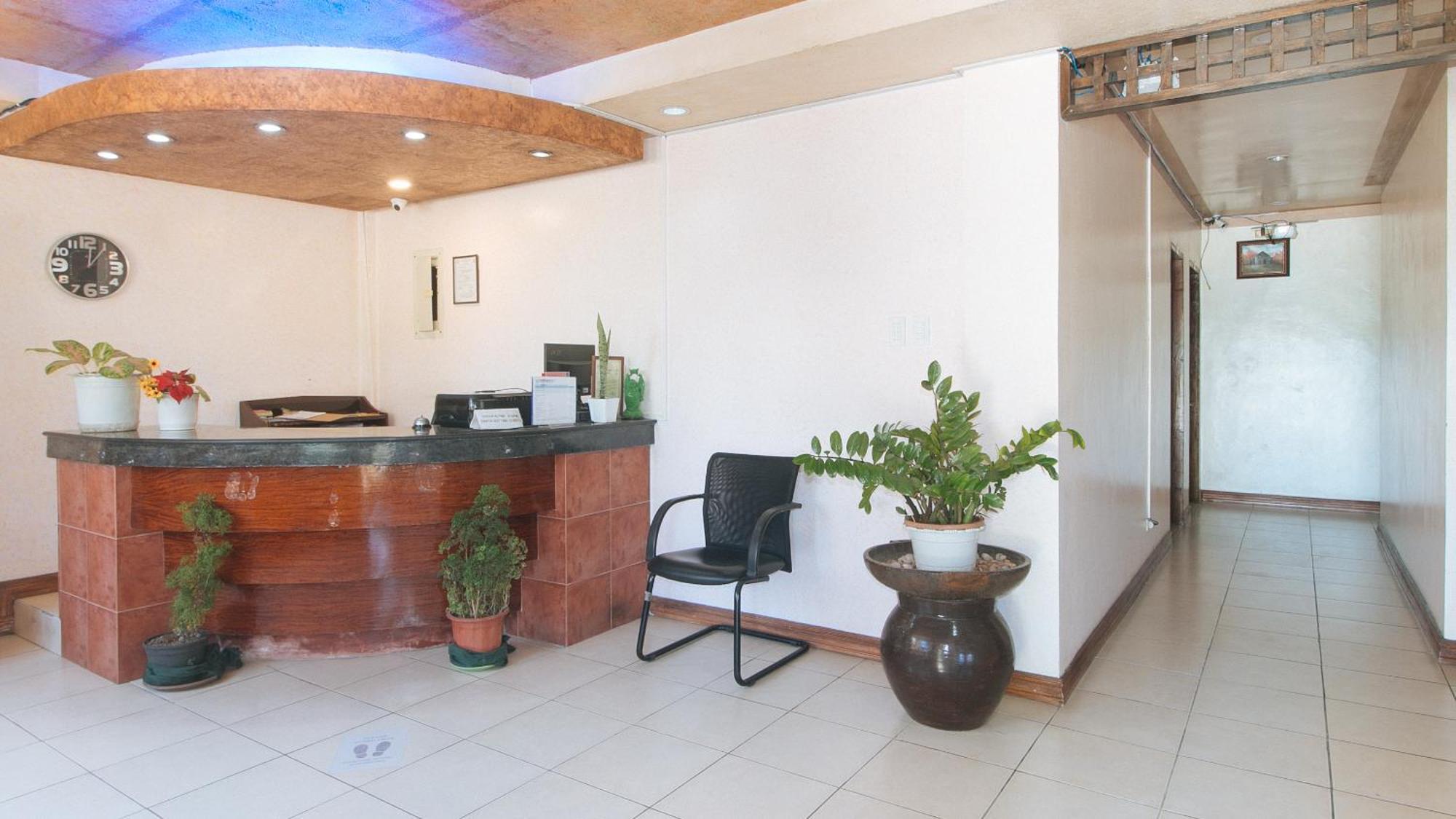 Reddoorz At Coco Grove Tourist Inn Panglao Island Exterior photo