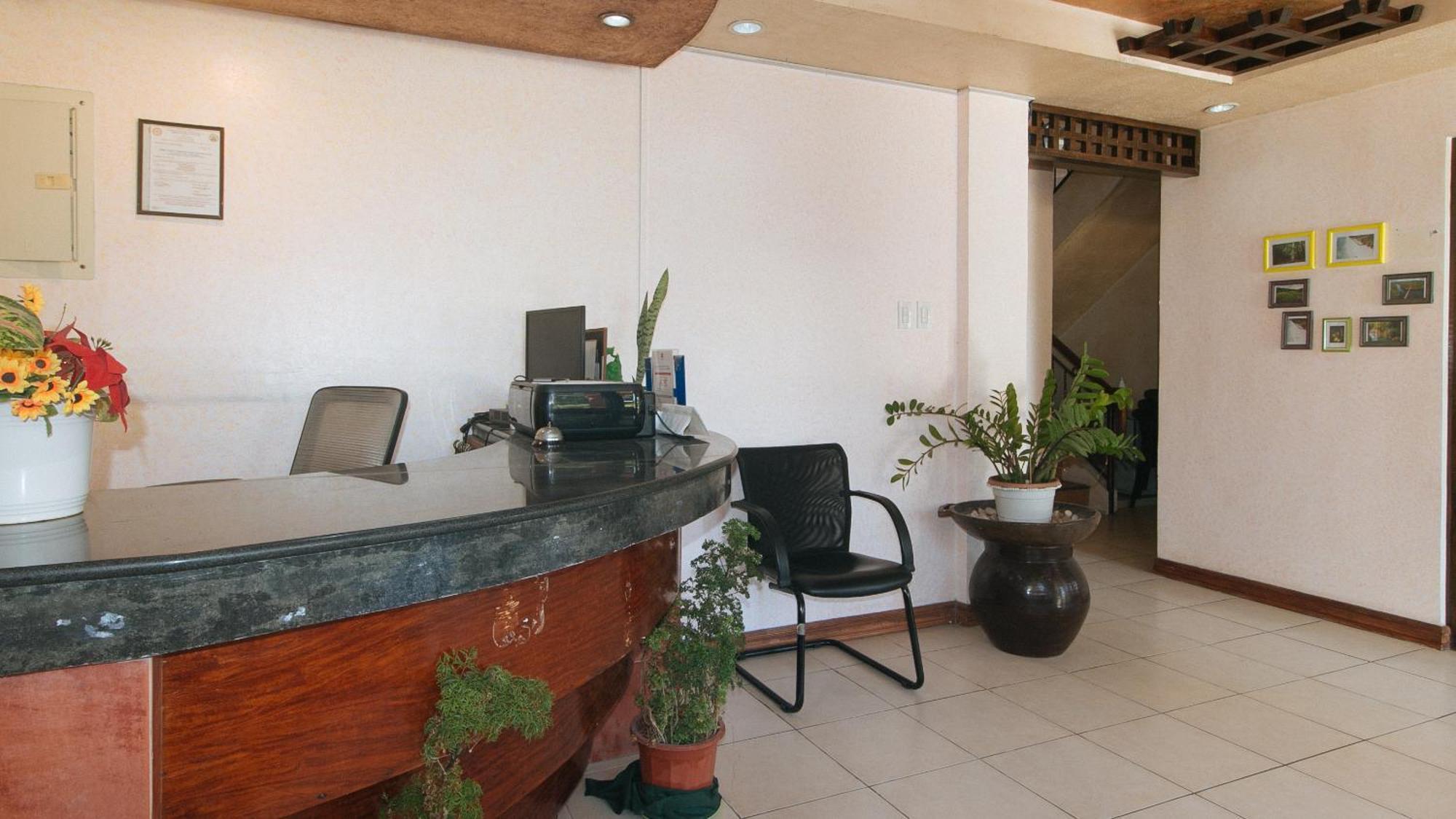 Reddoorz At Coco Grove Tourist Inn Panglao Island Exterior photo