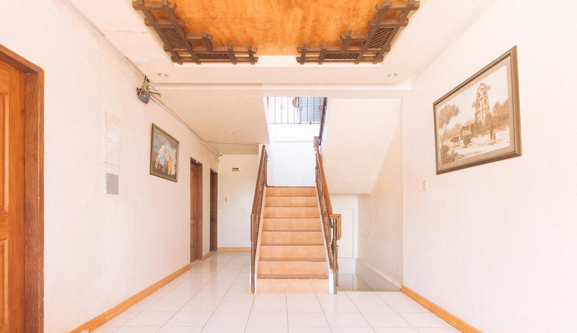 Reddoorz At Coco Grove Tourist Inn Panglao Island Exterior photo